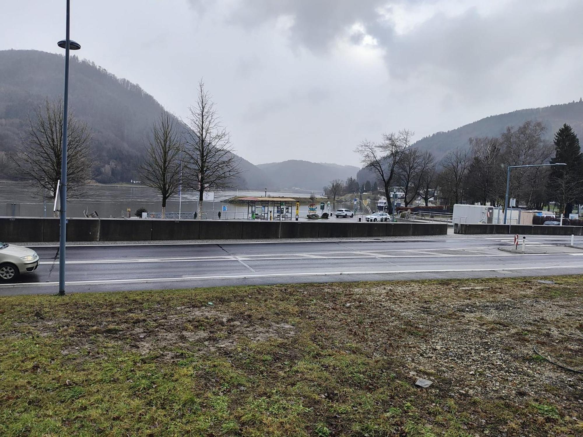 Appartamento Pension Donaublick Grein 2 In Stifterstrasse19. Esterno foto