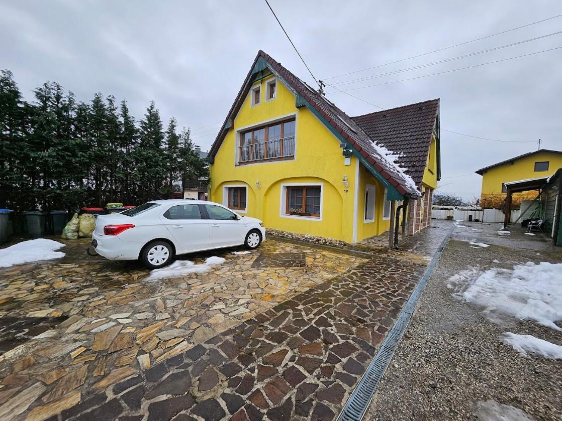 Appartamento Pension Donaublick Grein 2 In Stifterstrasse19. Esterno foto
